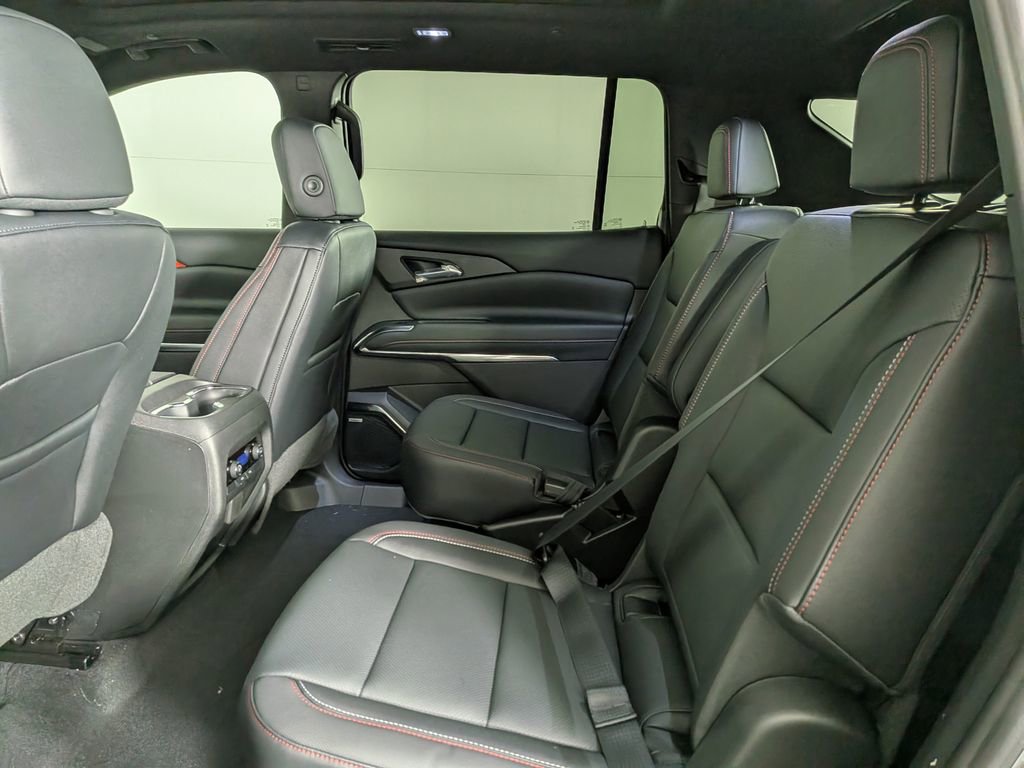 New 2026 Chevrolet Traverse Z71 w/ Enhanced Driving Package image 29