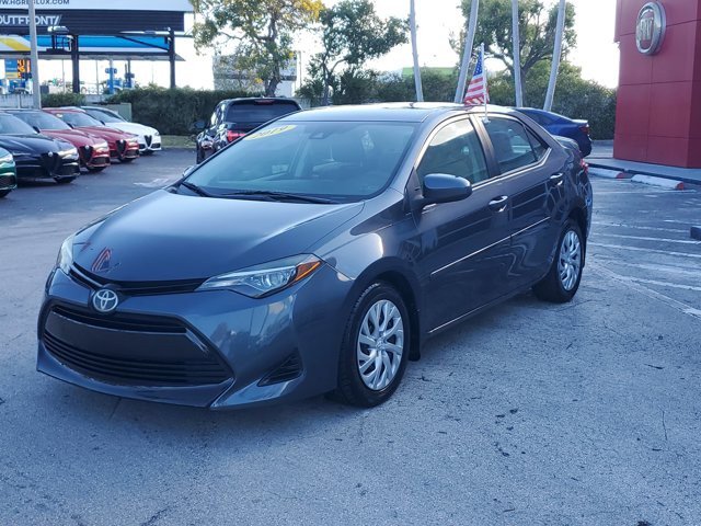 Used 2019 Toyota Corolla LE image 3