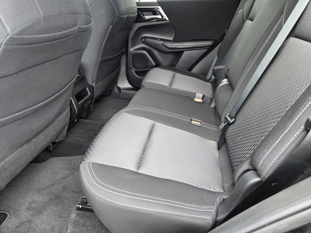 Used 2024 Mitsubishi Outlander ES image 28