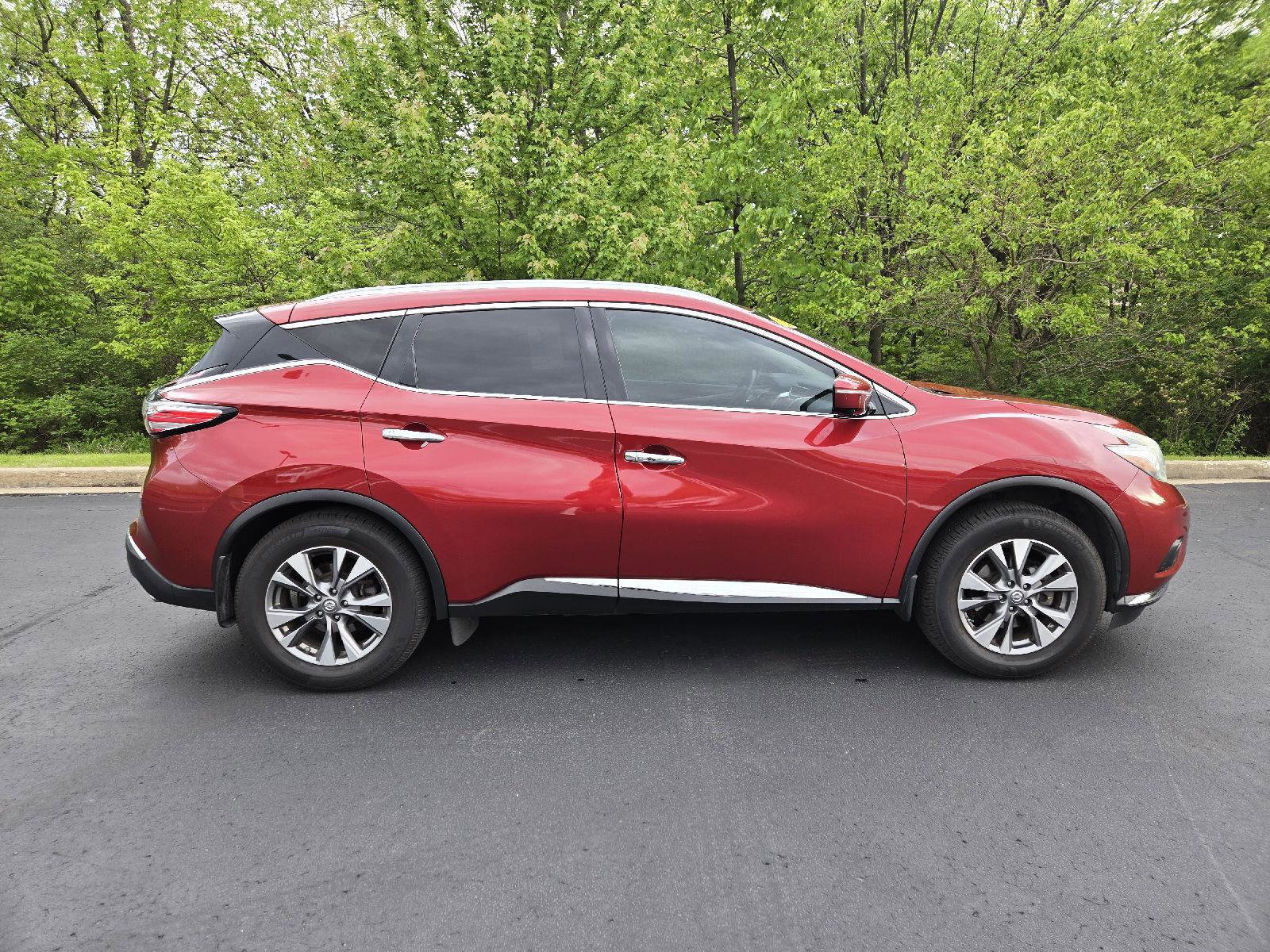 Used 2015 Nissan Murano SL w/ SL Technology Package FWD image 2