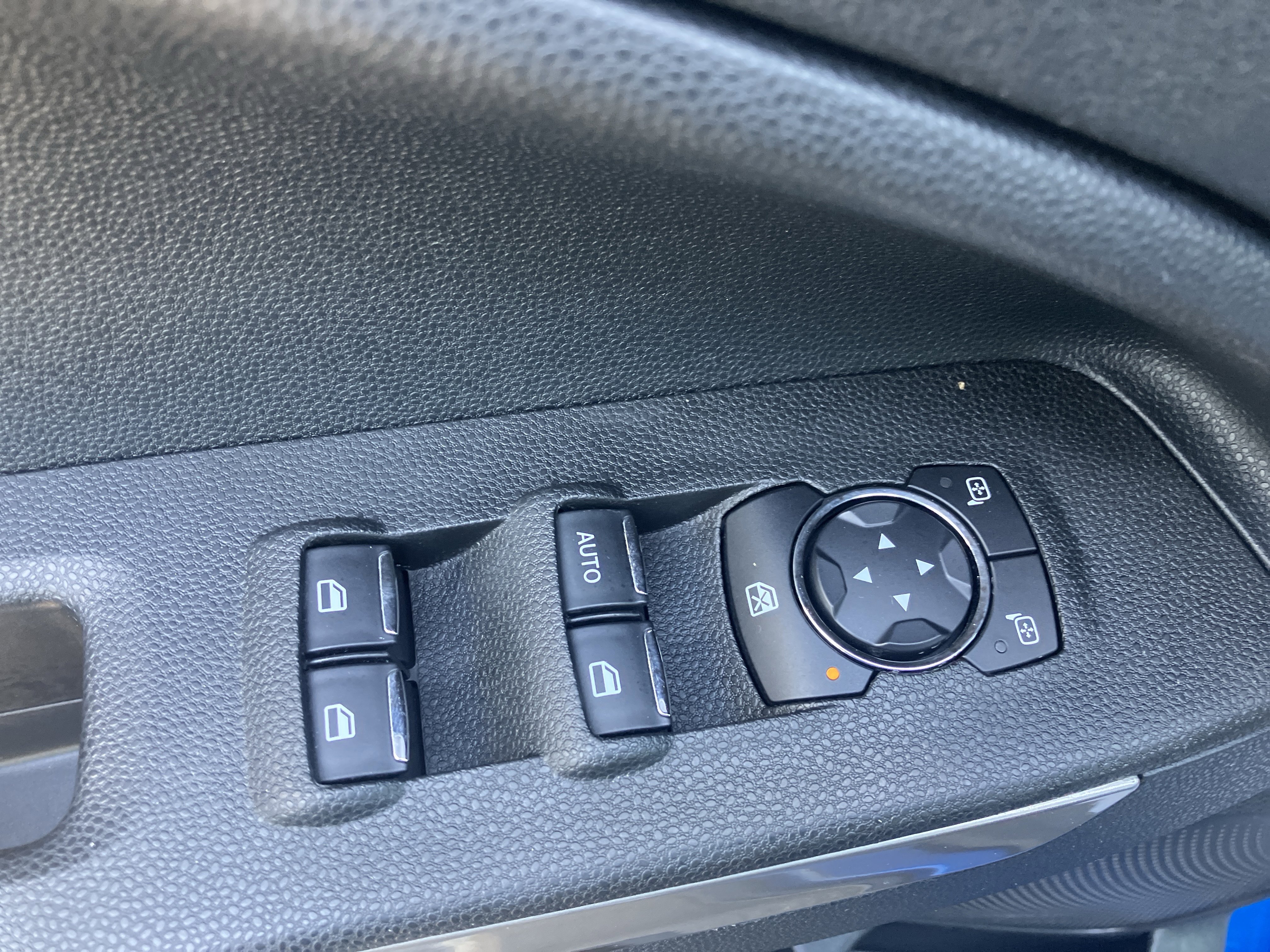 Used 2021 Ford EcoSport Titanium w/ Interior Protection Package image 16