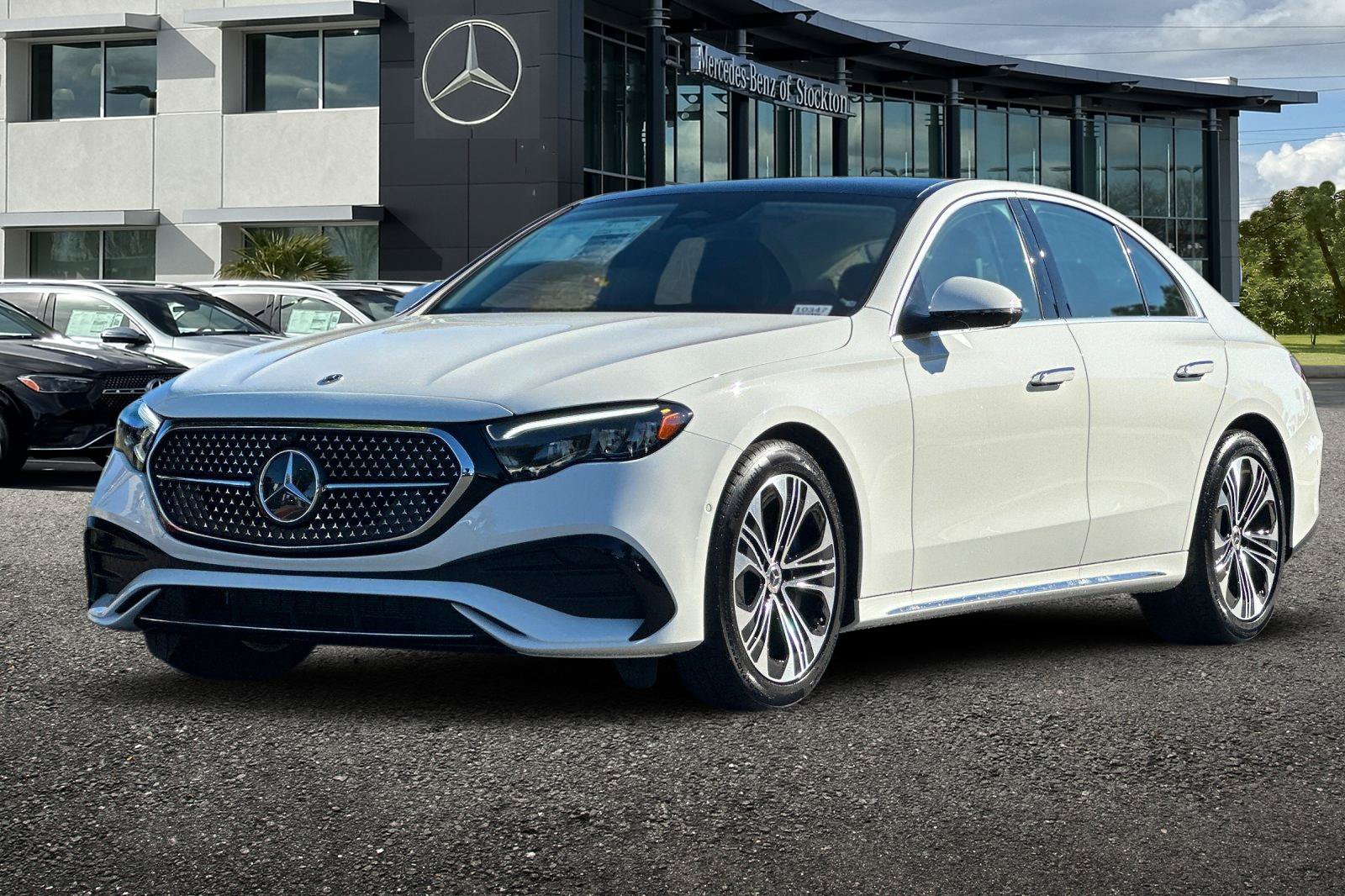 New 2026 Mercedes-Benz E 450 4MATIC Sedan image 8