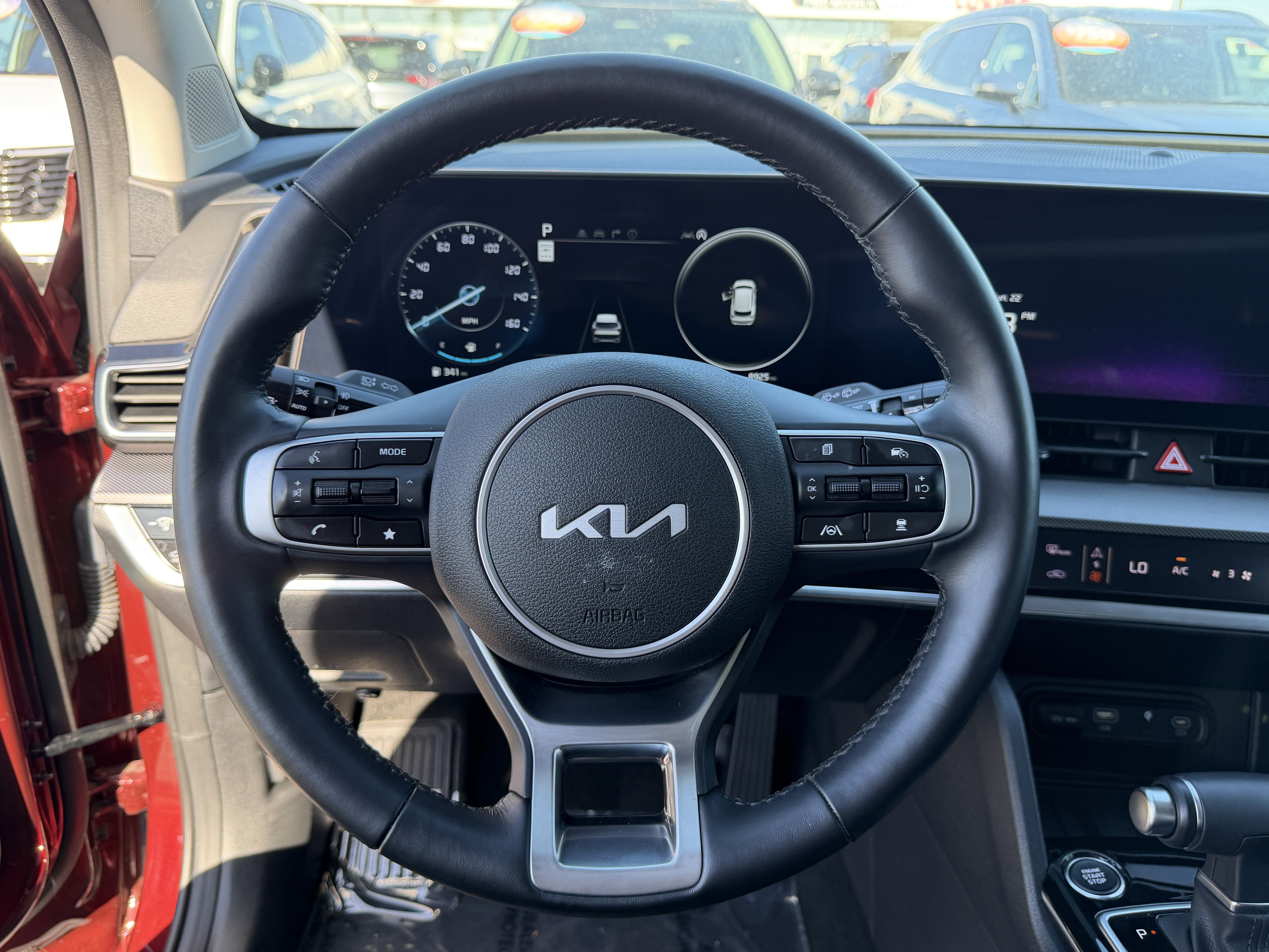 Certified 2025 Kia Sportage SX AWD/4WD image 19