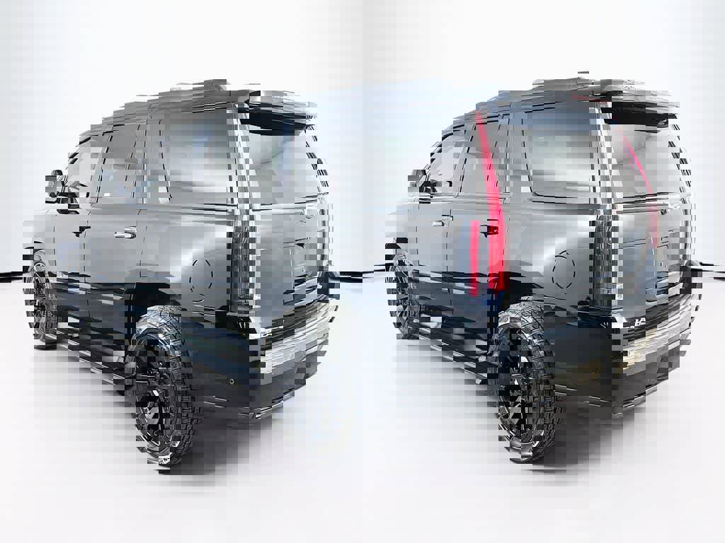 Used 2018 Cadillac Escalade Platinum image 4