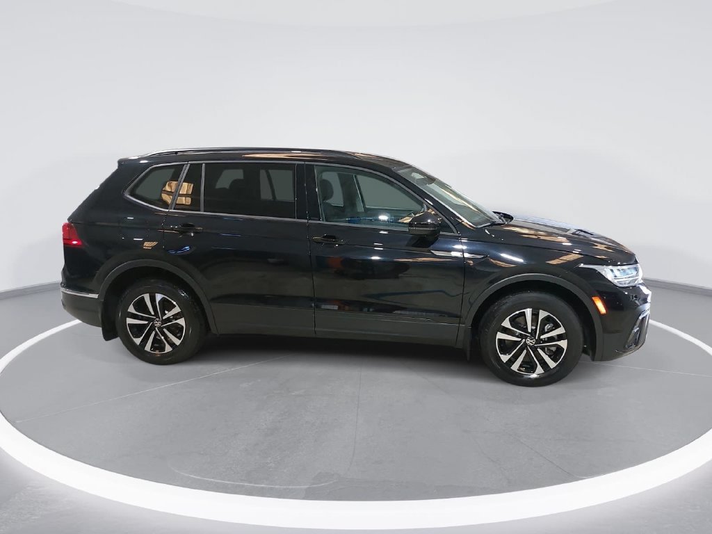 Used 2024 Volkswagen Tiguan S AWD/4WD image 4