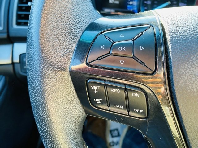 Used 2018 Ford Explorer XLT w/ Equipment Group 202A image 37