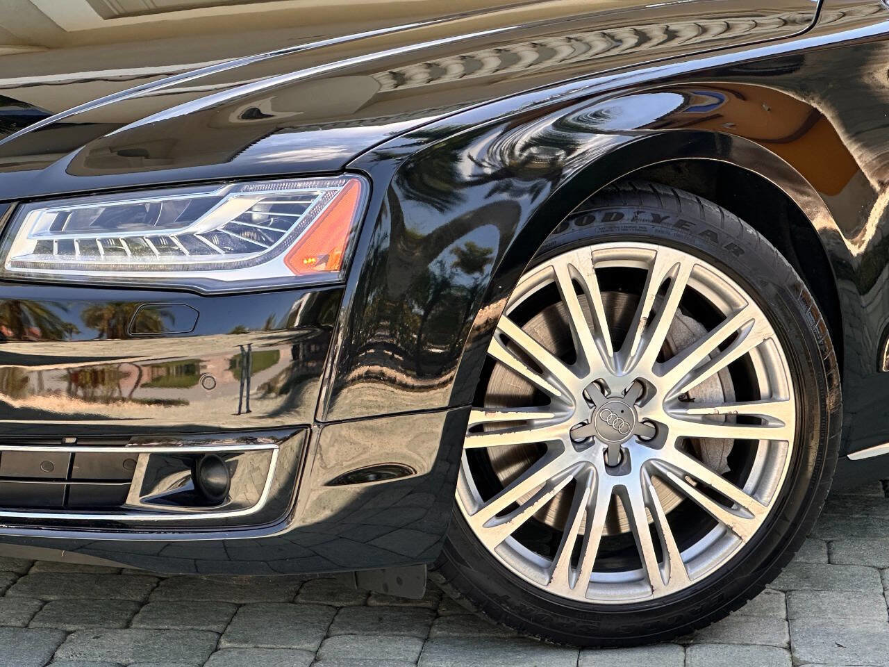 Used 2016 Audi A8 L TDI image 3