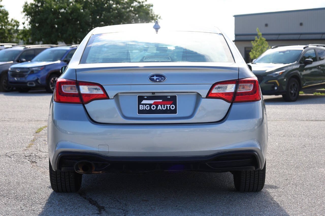 Used 2019 Subaru Legacy 2.5i Premium AWD/4WD image 10