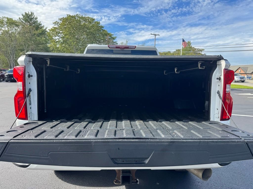 Used 2022 Chevrolet Silverado 2500 High Country w/ Z71 Off-Road Package image 8