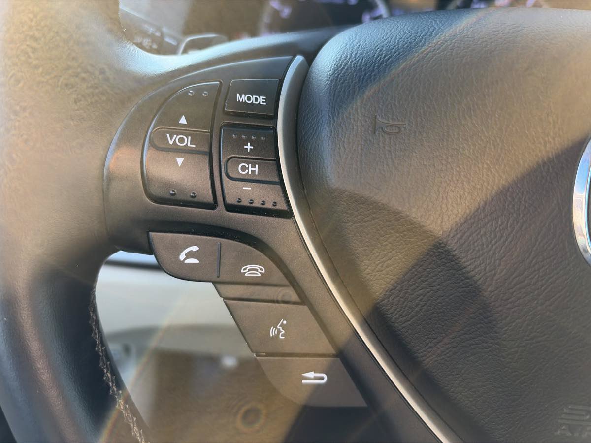 Used 2015 Acura RDX w/ Technology Package FWD image 36