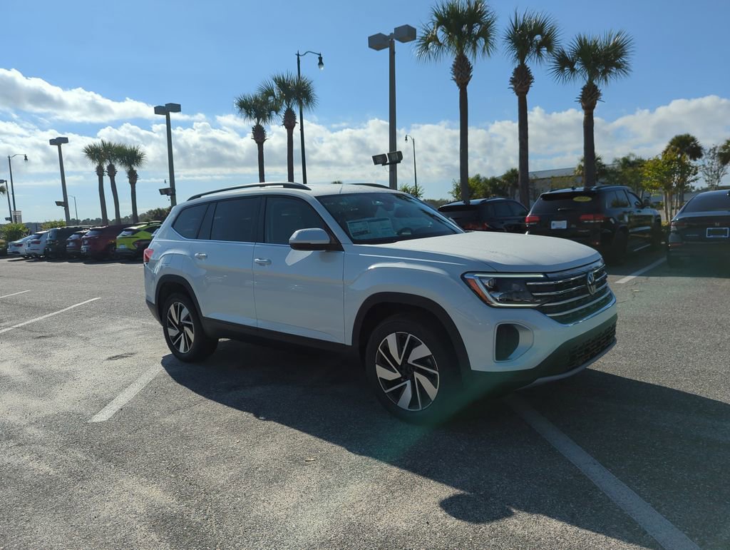 New 2026 Volkswagen Atlas SE image 2