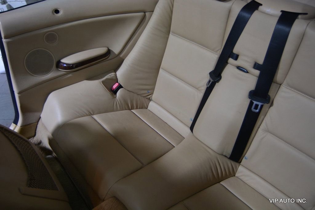 Used 2005 BMW 330Ci Convertible image 27