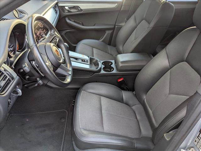 Used 2022 Porsche Macan image 16