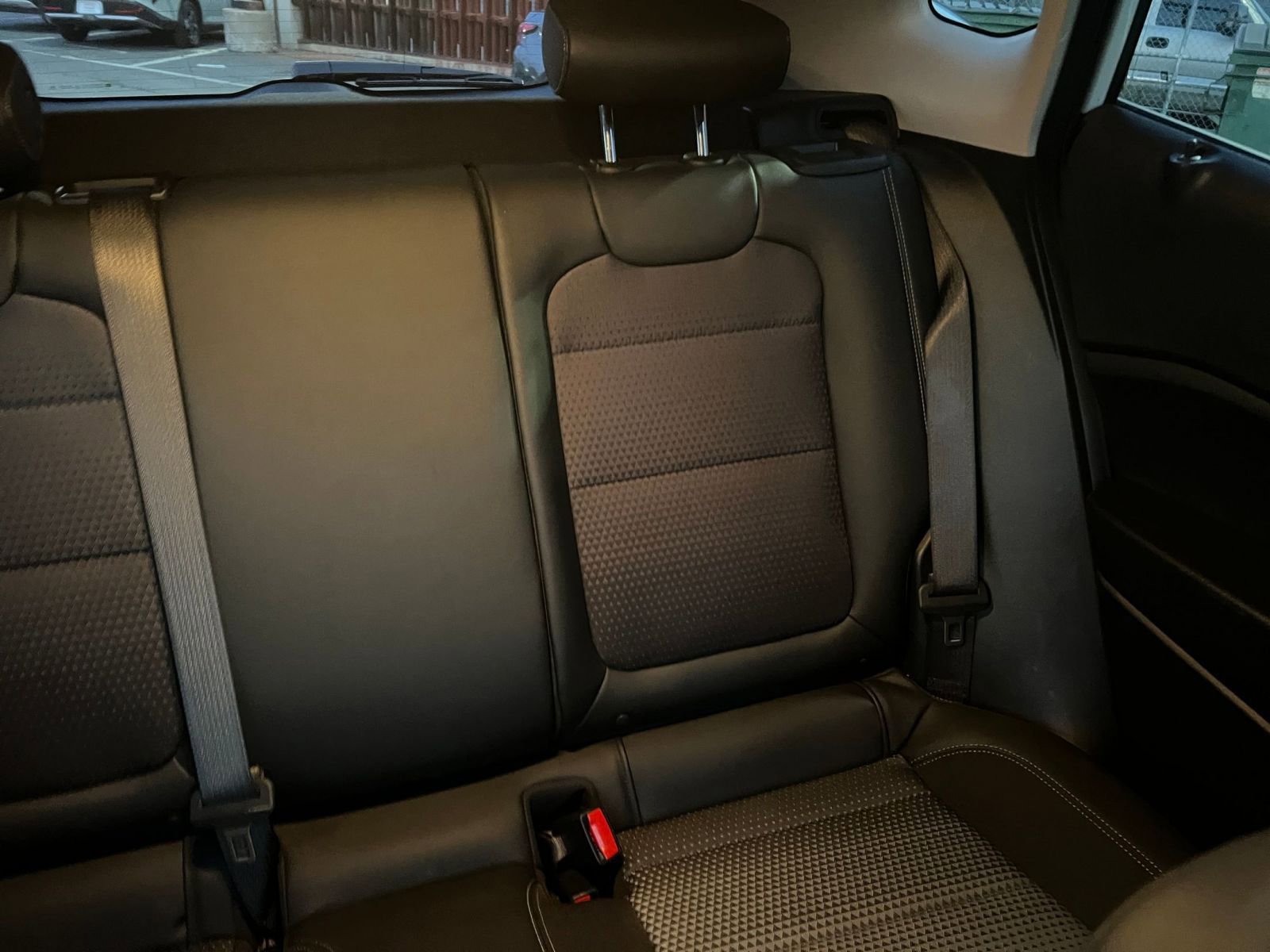 Used 2025 Chevrolet Trax LT w/ LT Convenience Package image 37