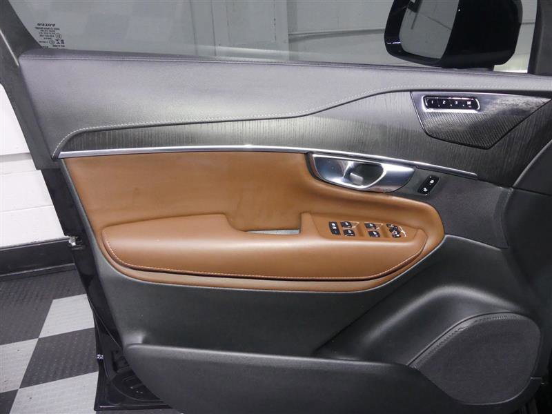 Used 2021 Volvo XC90 T8 Inscription w/ Advanced Package AWD/4WD image 18