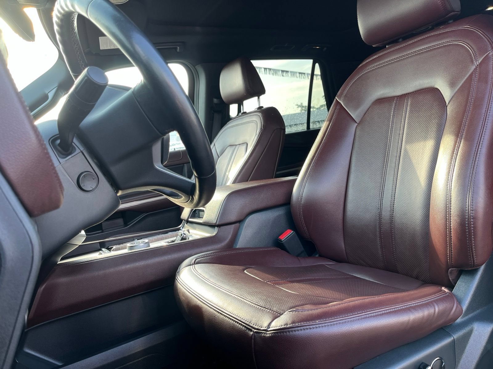 Used 2024 Ford Expedition Max Limited RWD image 8