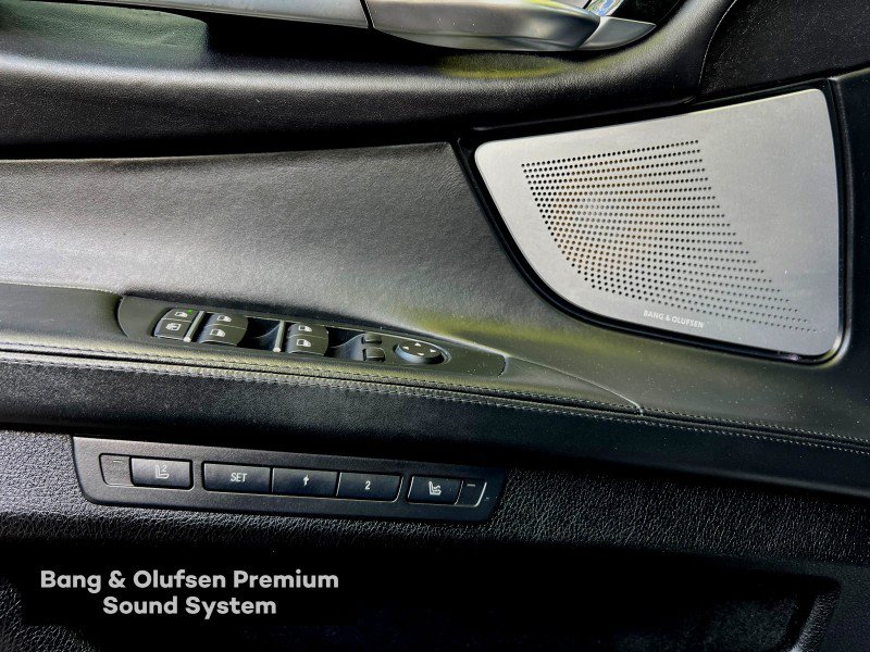 Used 2015 BMW 750Li xDrive AWD/4WD image 12