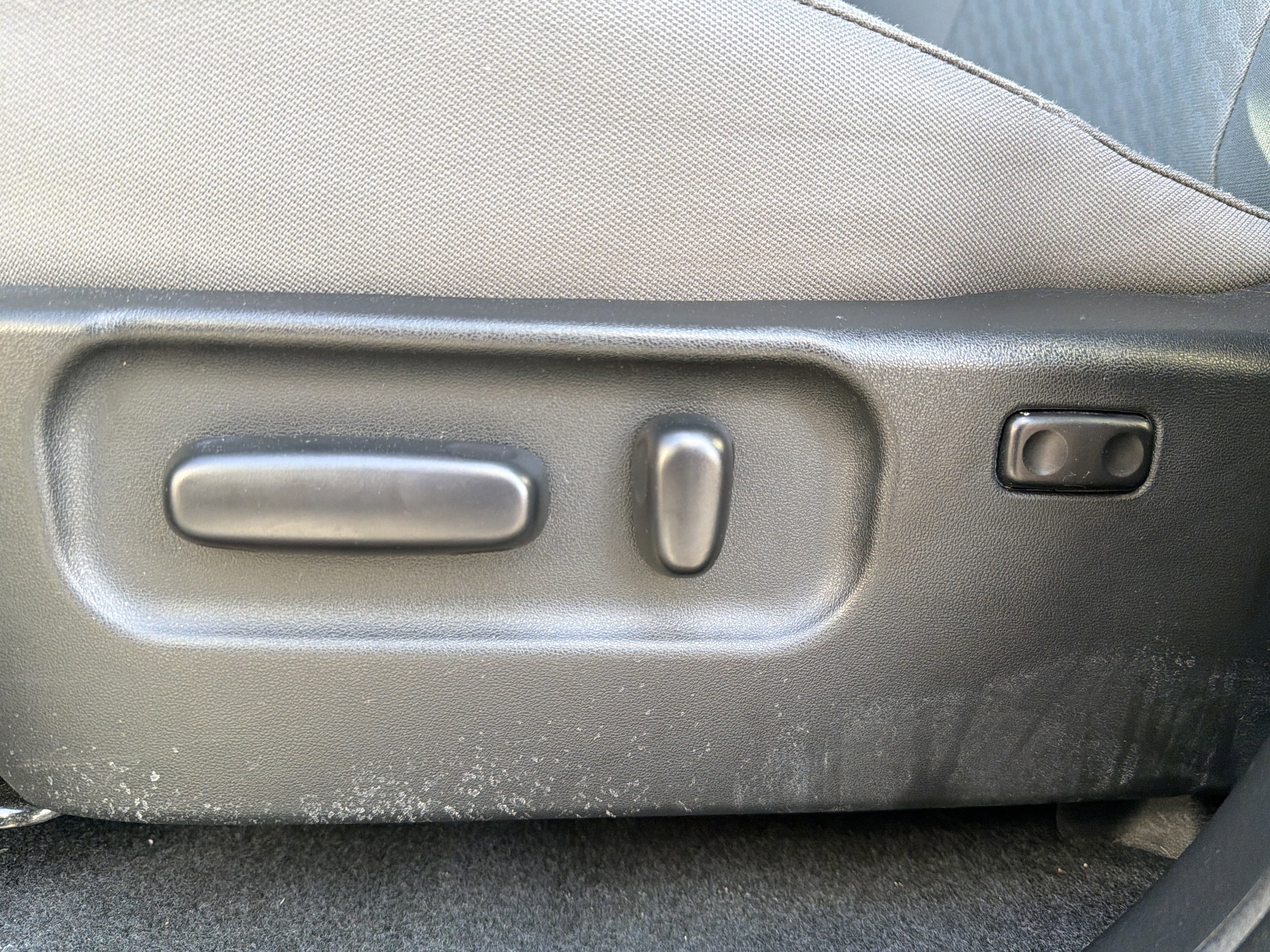 Used 2023 Toyota Tacoma SR5 w/ Technology Package image 18