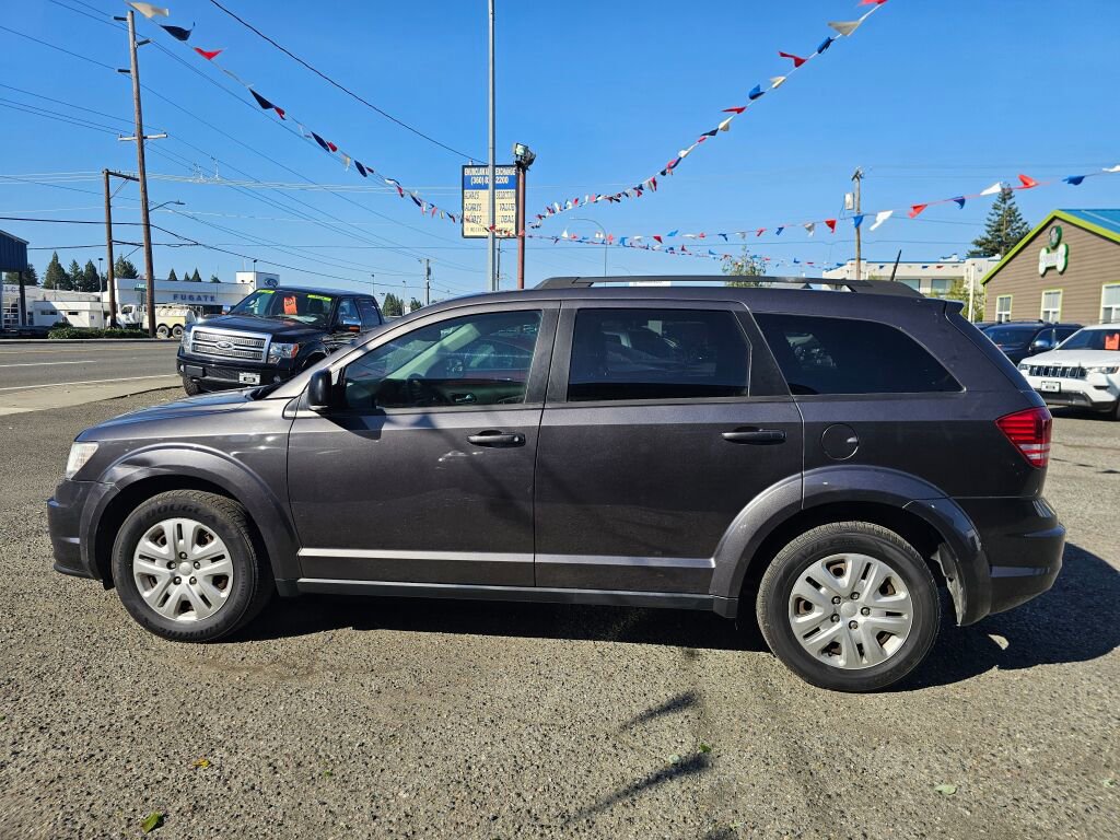 Used 2019 Dodge Journey SE image 4