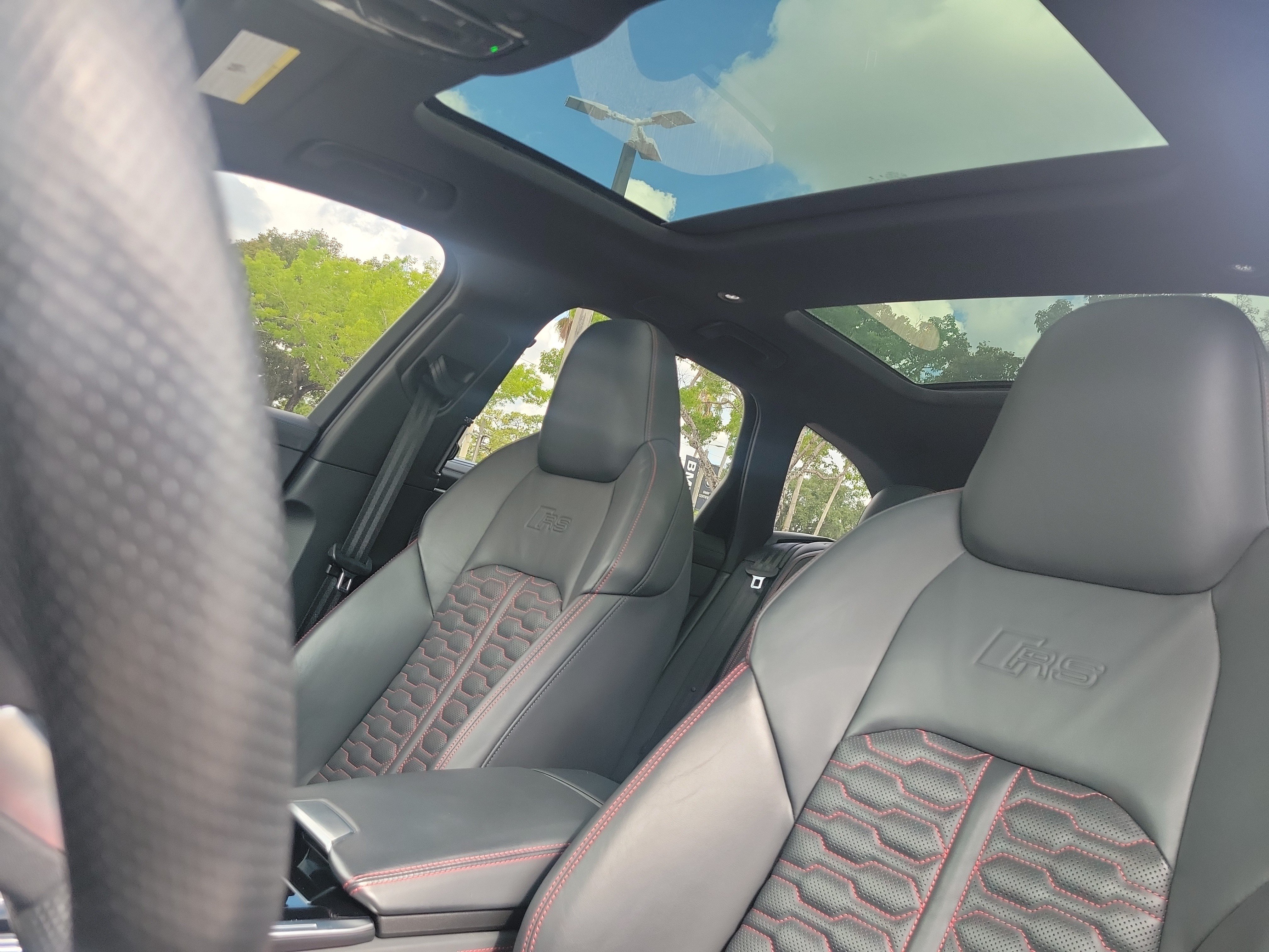Used 2022 Audi RS 6 AWD/4WD image 21