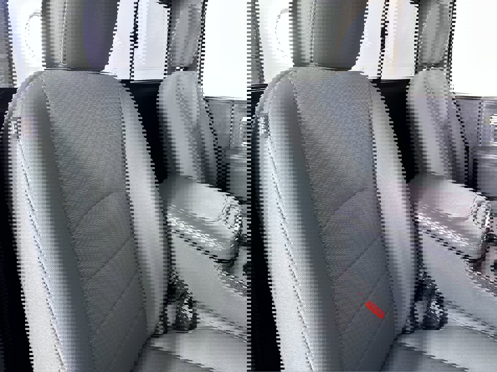 Used 2018 RAM 1500 Express image 64