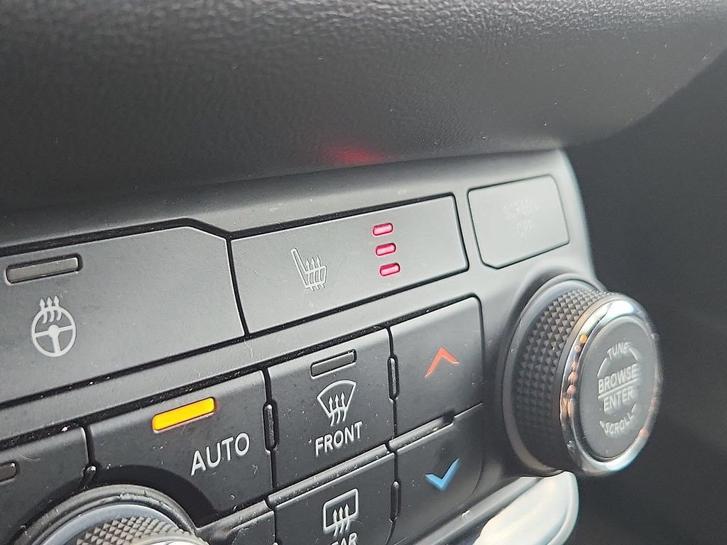Used 2023 Dodge Durango GT AWD/4WD image 19