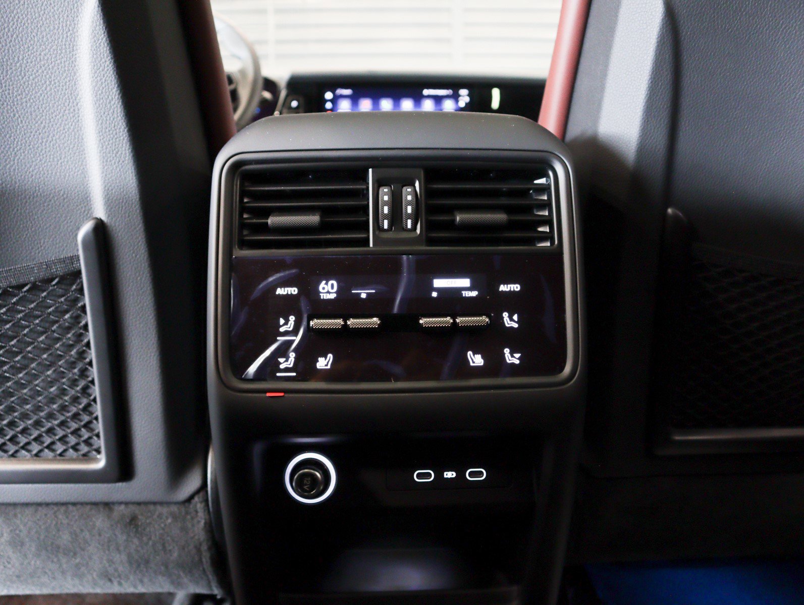 New 2026 Porsche Cayenne Turbo image 27