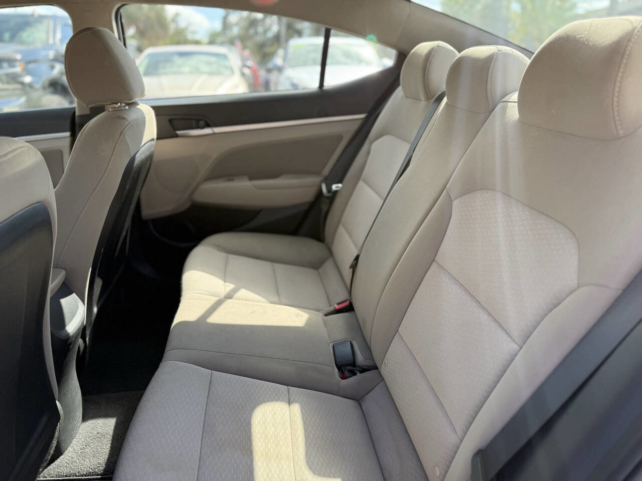 Used 2019 Hyundai Elantra SEL image 21