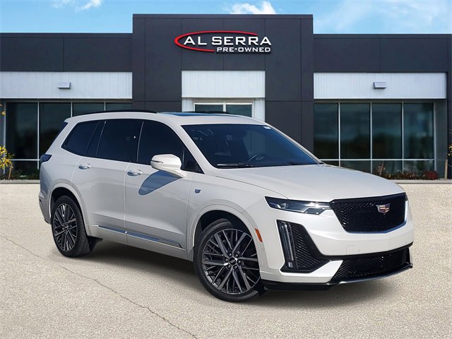 Used 2022 Cadillac XT6 Sport w/ Technology Package image 1