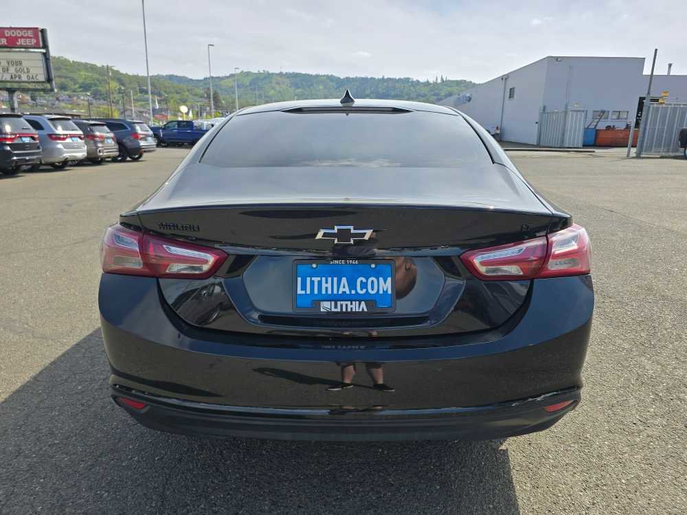 Used 2024 Chevrolet Malibu LT w/ Midnight Edition FWD image 4