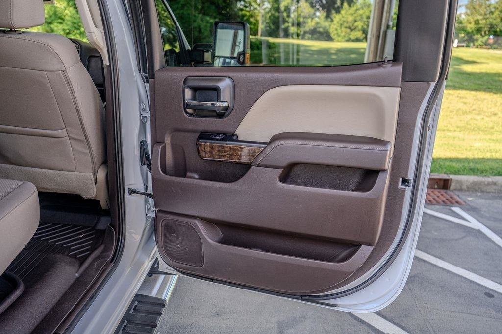 Used 2019 Chevrolet Silverado 3500 LT w/ LT Convenience Package AWD/4WD image 23