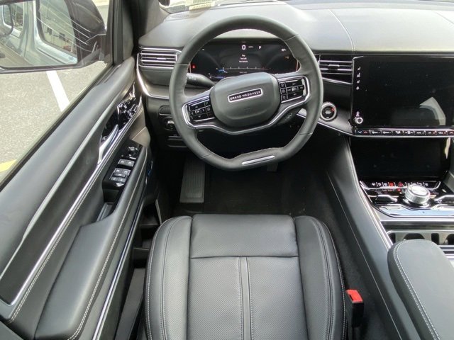 New 2024 Jeep Grand Wagoneer L 4WD w/ Rear Seat Video Group 1 image 38