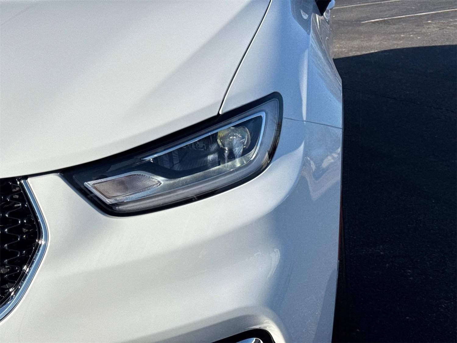 New 2026 Chrysler Pacifica Limited image 10