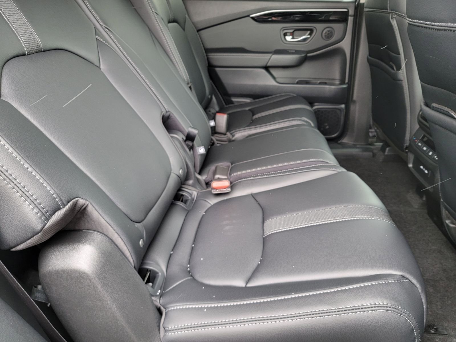 Used 2024 Honda Pilot EX-L image 14