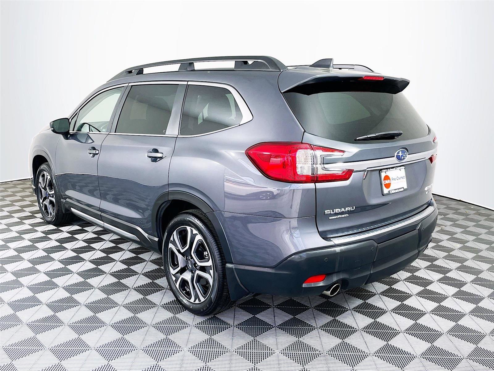 Certified 2025 Subaru Ascent Limited image 7