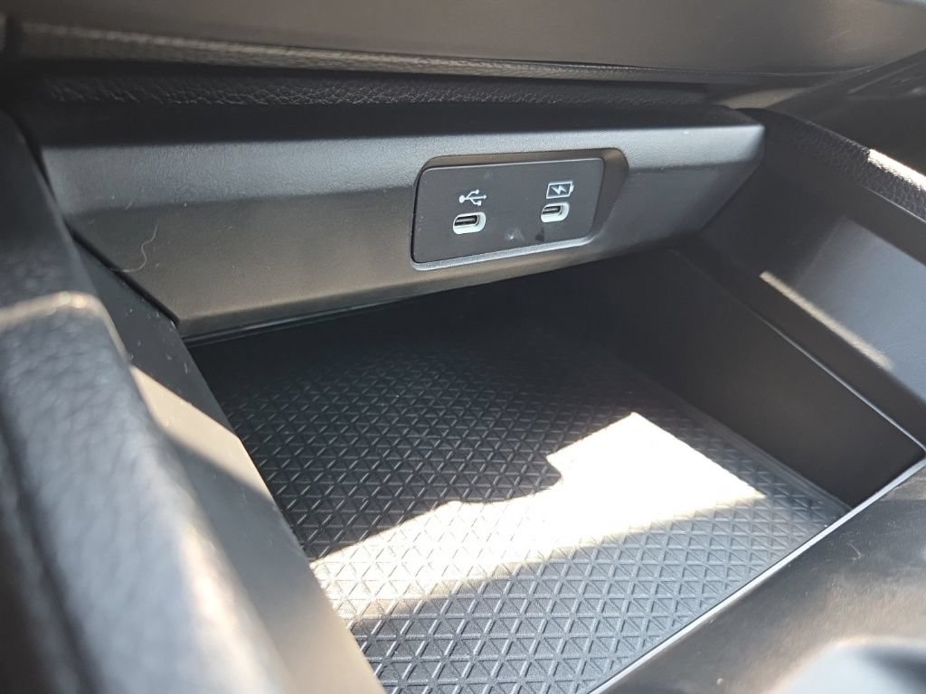 Used 2025 Honda Accord SE image 47