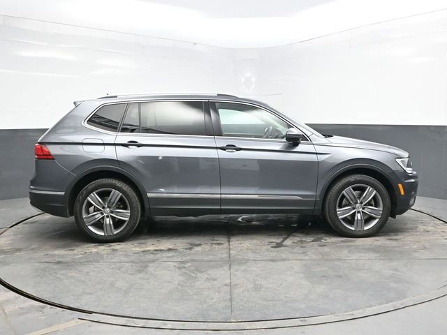 Used 2020 Volkswagen Tiguan SEL w/ 3rd Row Seat Package image 8