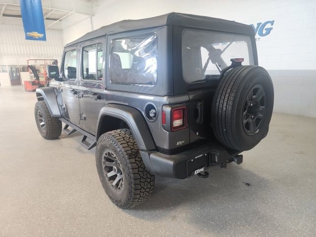 Used 2023 Jeep Wrangler Unlimited Sport AWD/4WD image 5