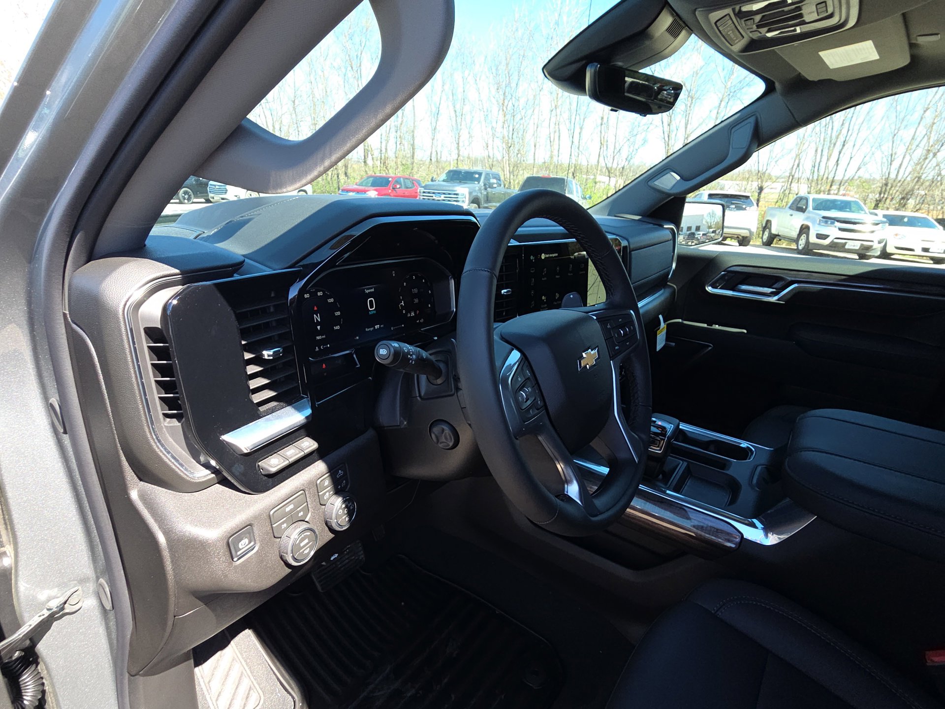 New 2026 Chevrolet Silverado 1500 LTZ w/ LTZ Premium Package image 15