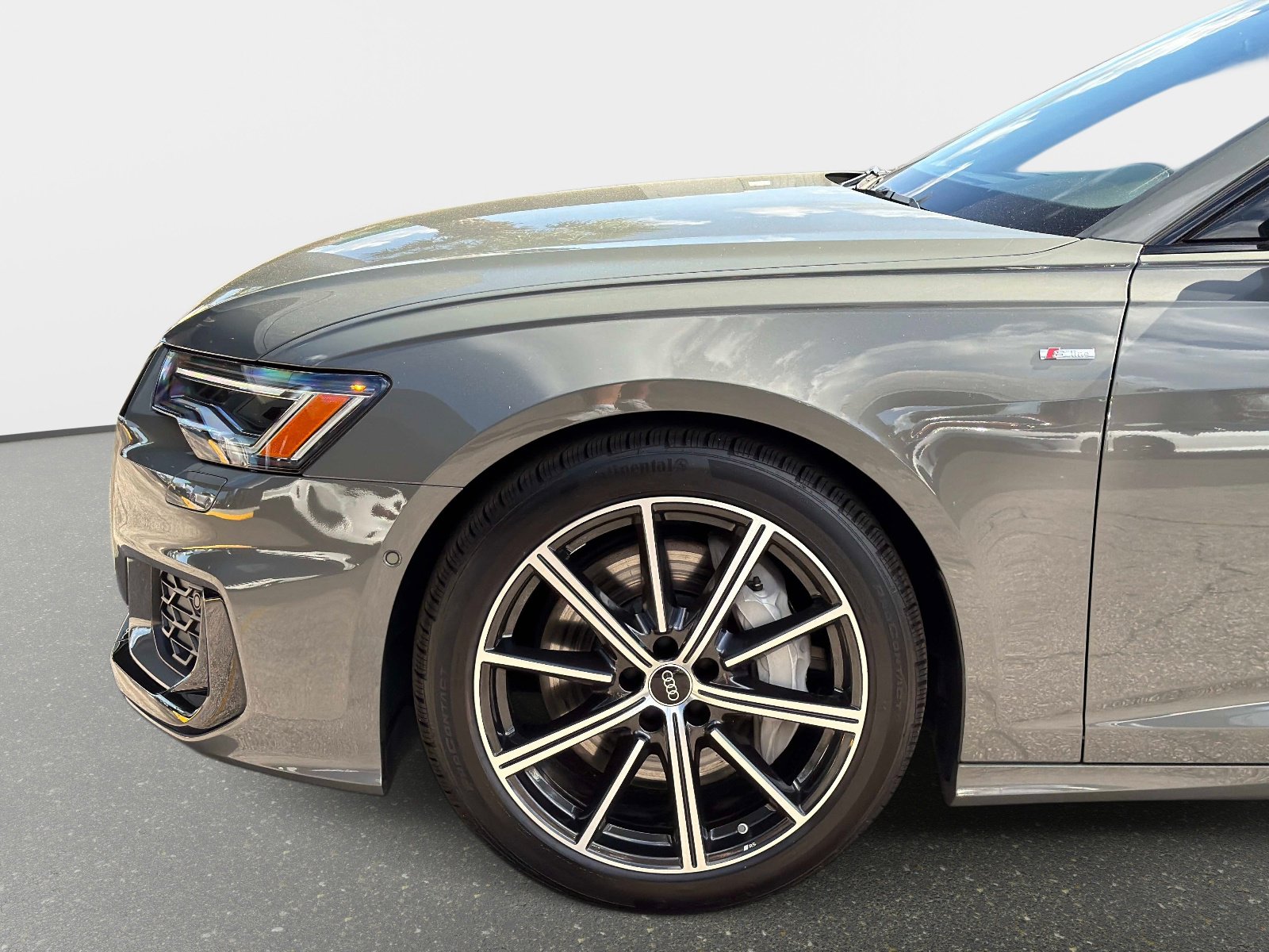 Used 2025 Audi A6 3.0T Premium image 20