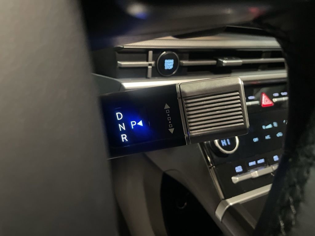 Certified 2024 Hyundai Santa Fe XRT image 27