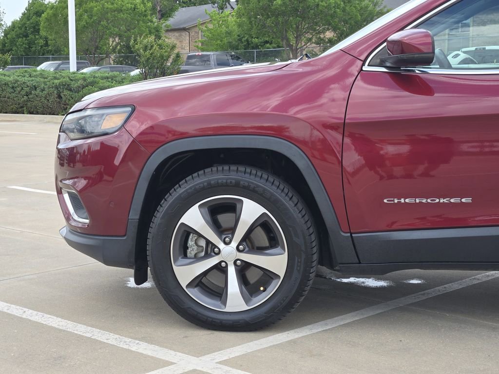 Used 2021 Jeep Cherokee Limited AWD/4WD image 8