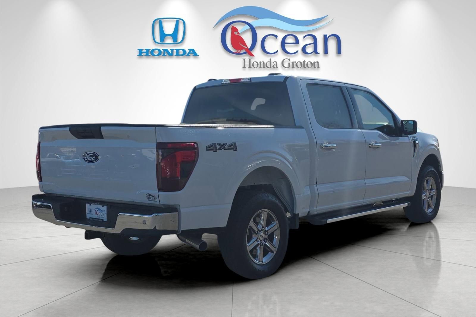 Used 2025 Ford F150 XLT w/ Equipment Group 301A Standard AWD/4WD image 3