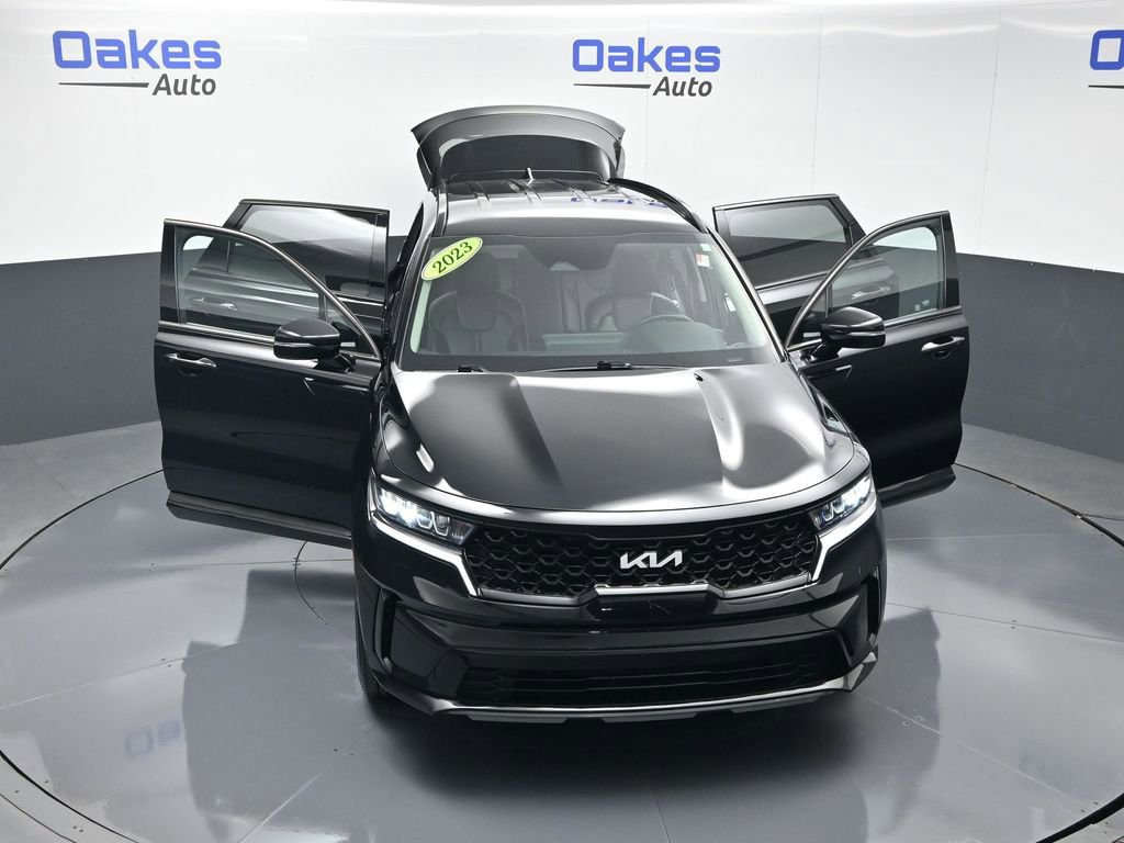 Certified 2023 Kia Sorento S image 58