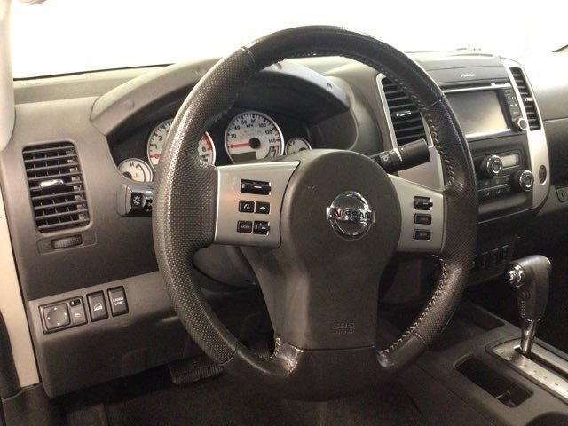 Used 2016 Nissan Frontier PRO-4X w/ Pro-4x Luxury Package AWD/4WD image 16
