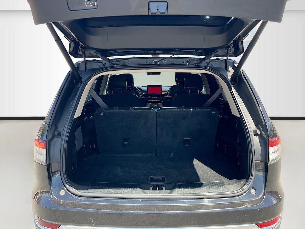 Used 2020 Lincoln Aviator Reserve RWD image 28