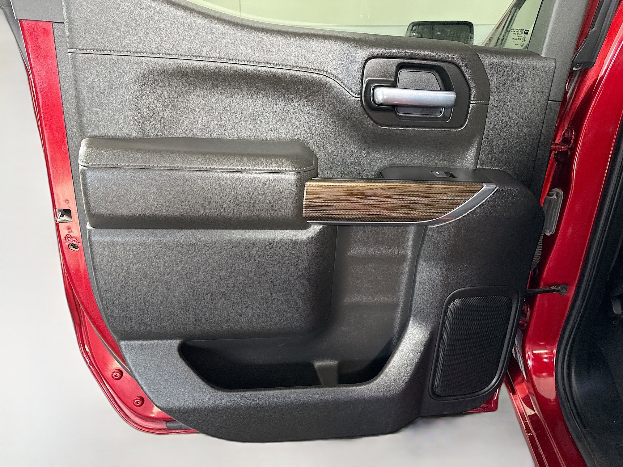 Used 2021 Chevrolet Silverado 1500 RST w/ Z71 Off-Road Package image 25