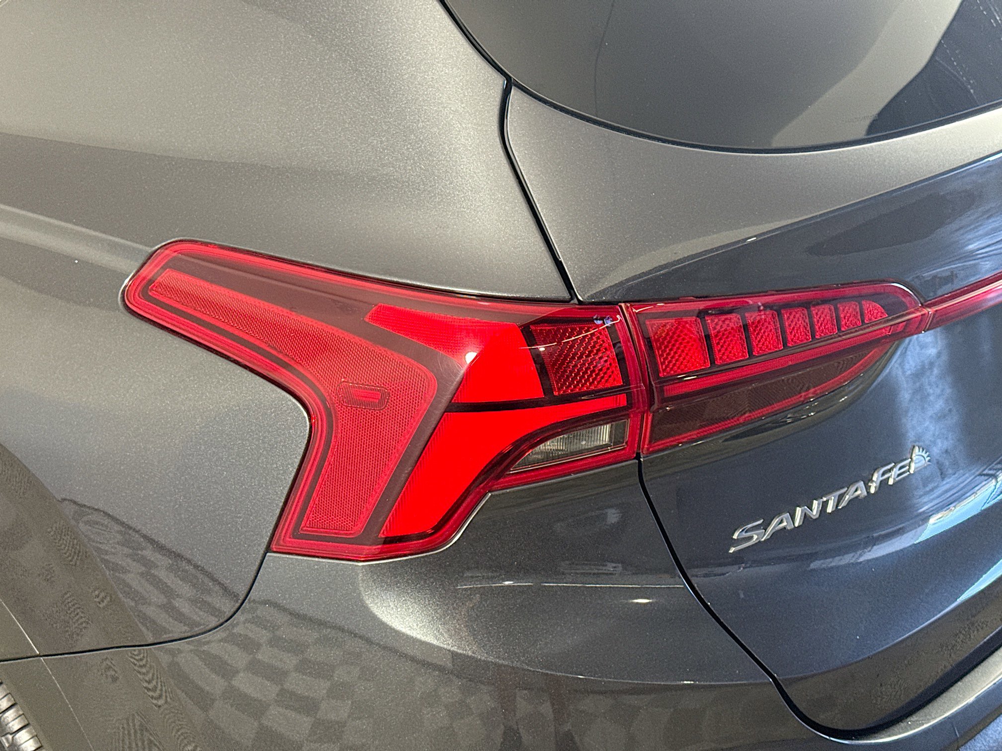 Used 2022 Hyundai Santa Fe Limited image 36