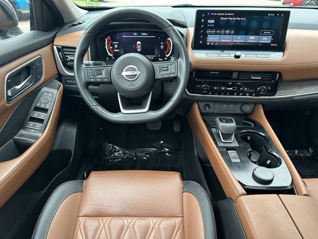 Used 2024 Nissan Rogue Platinum w/ Platinum Premium Package AWD/4WD image 19