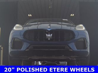 Used 2023 Maserati Grecale Modena image 4